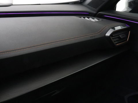 CUPRA Formentor 1.4 eHybrid | Stoelverwarming | Carplay | Adaptive cruise | Sfeerverlichting | Navigatie | Keyless | Stuurverwarming | Full LED | PHEV | Plug In