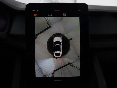 Polestar 2 Long Range Dual Motor Launch Edition 78kWh | Panoramadak | Trekhaak | 360 Camera | Achterbankverwarming | Adaptive cruise | Carplay | Camera | Stoelverwarming | Keyless