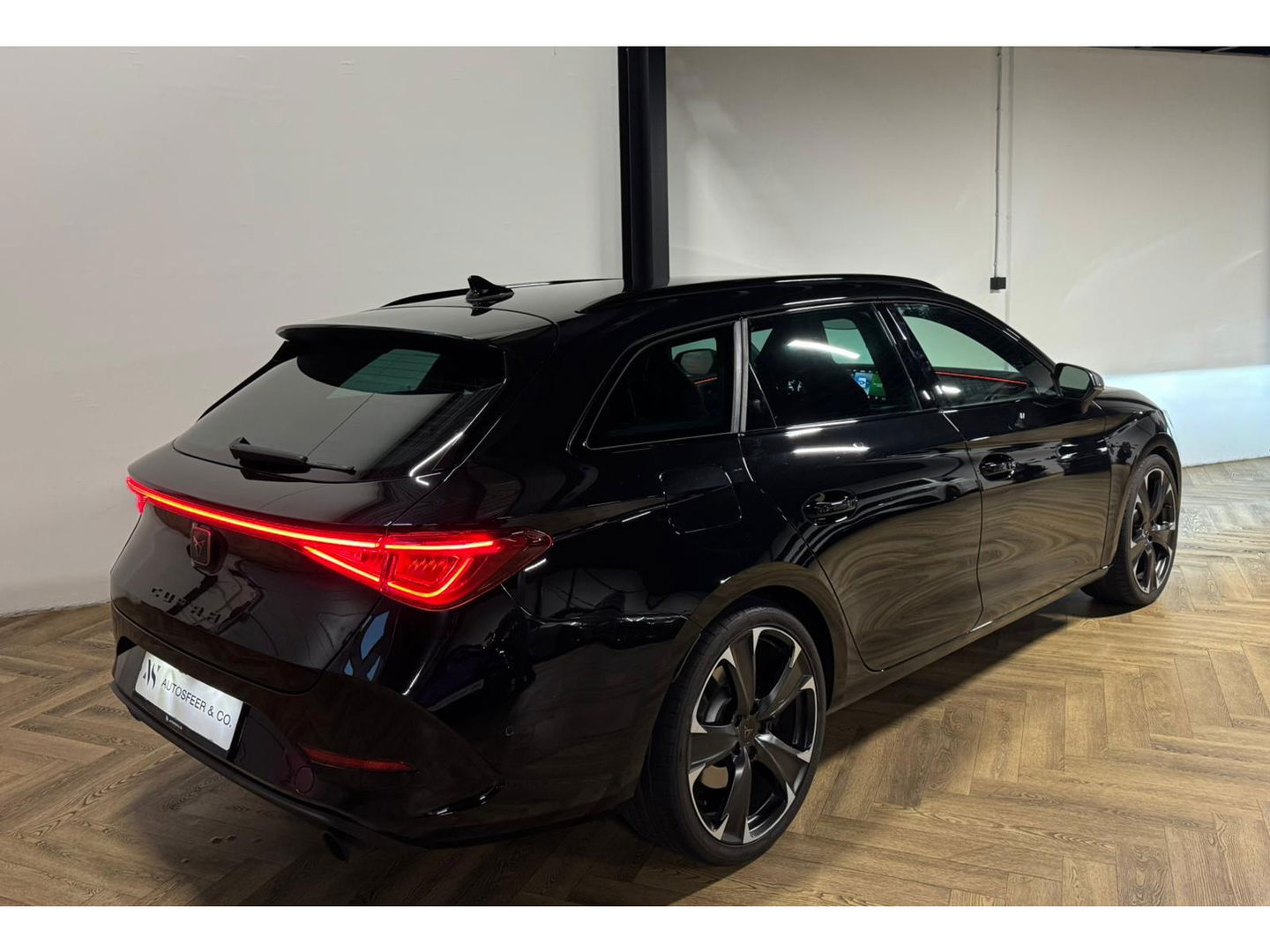 CUPRA Leon Sportstourer 2.0 TSI