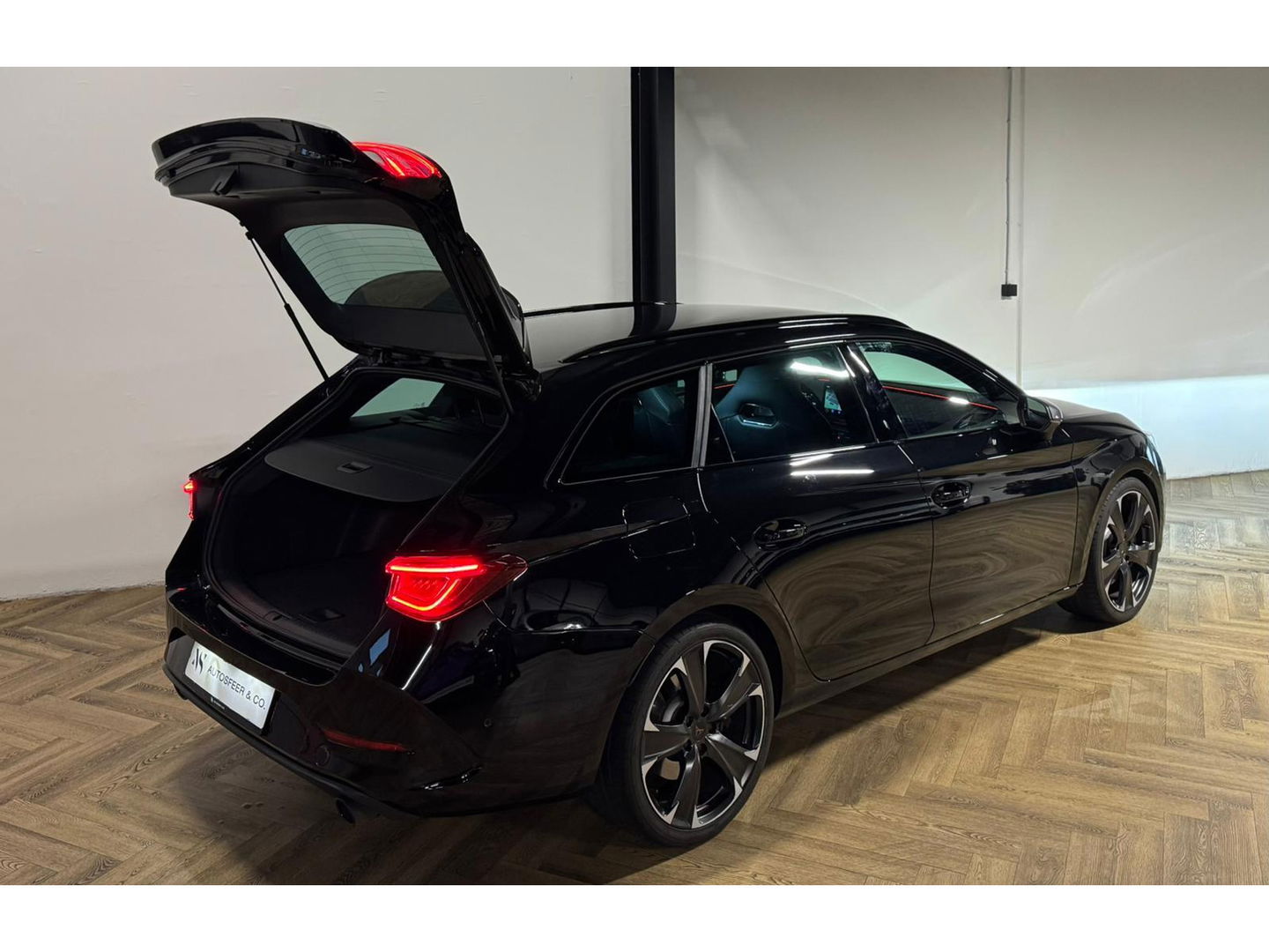 CUPRA Leon Sportstourer 2.0 TSI