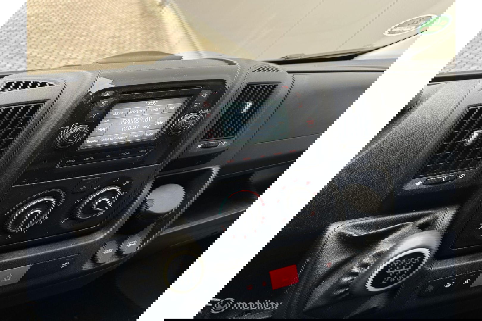 Peugeot Boxer Bestel 335 2.0 BlueHDI L3H2 Pro | Camera | Camper | Trekhaak | Airco | Cruise | Mistlampen |