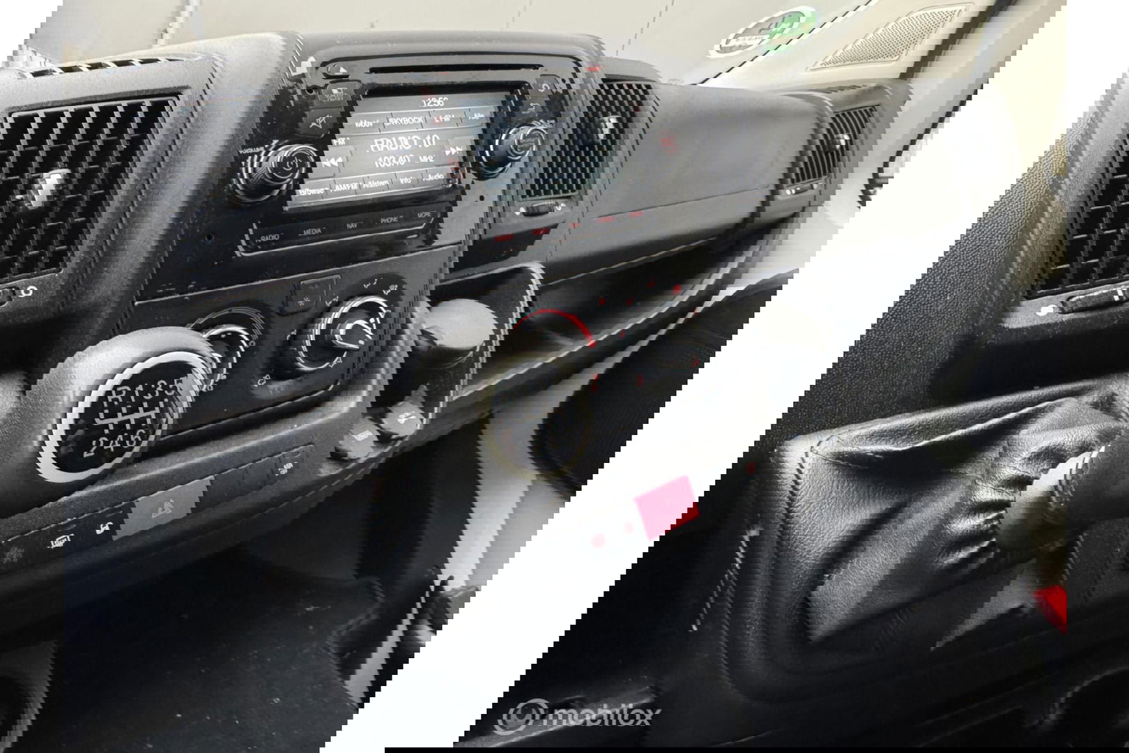 Peugeot Boxer Bestel 335 2.0 BlueHDI L3H2 Pro | Camera | Camper | Trekhaak | Airco | Cruise | Mistlampen |