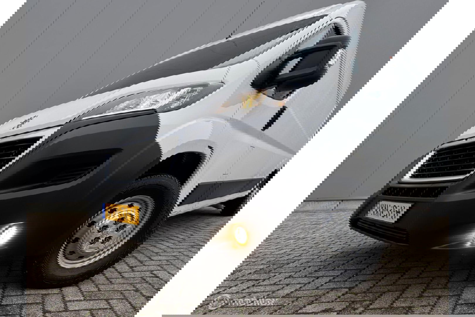 Peugeot Boxer Bestel 335 2.0 BlueHDI L3H2 Pro | Camera | Camper | Trekhaak | Airco | Cruise | Mistlampen |