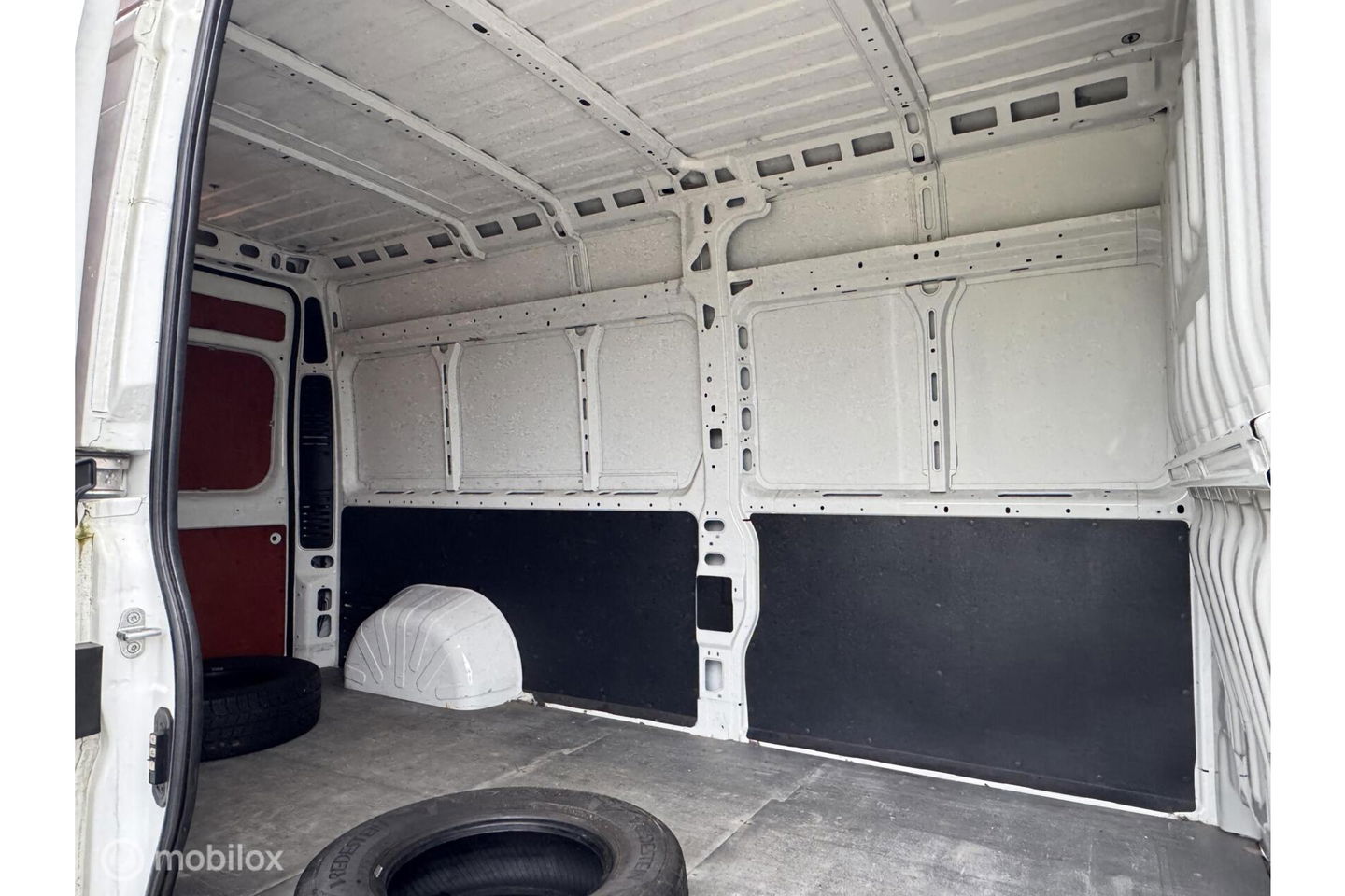 Peugeot Boxer Bestel 335 2.0 BlueHDI L3H2 Pro | Camera | Camper | Trekhaak | Airco | Cruise | Mistlampen |