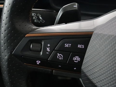 CUPRA Formentor 1.4 eHybrid VZ | 245pk | Trekhaak | Leder | Stoelverwarming | Camera | Carplay | Adaptive cruise | Memory | Keyless | 19'' | Full LED | Sportstoelen | PHEV | Plug In