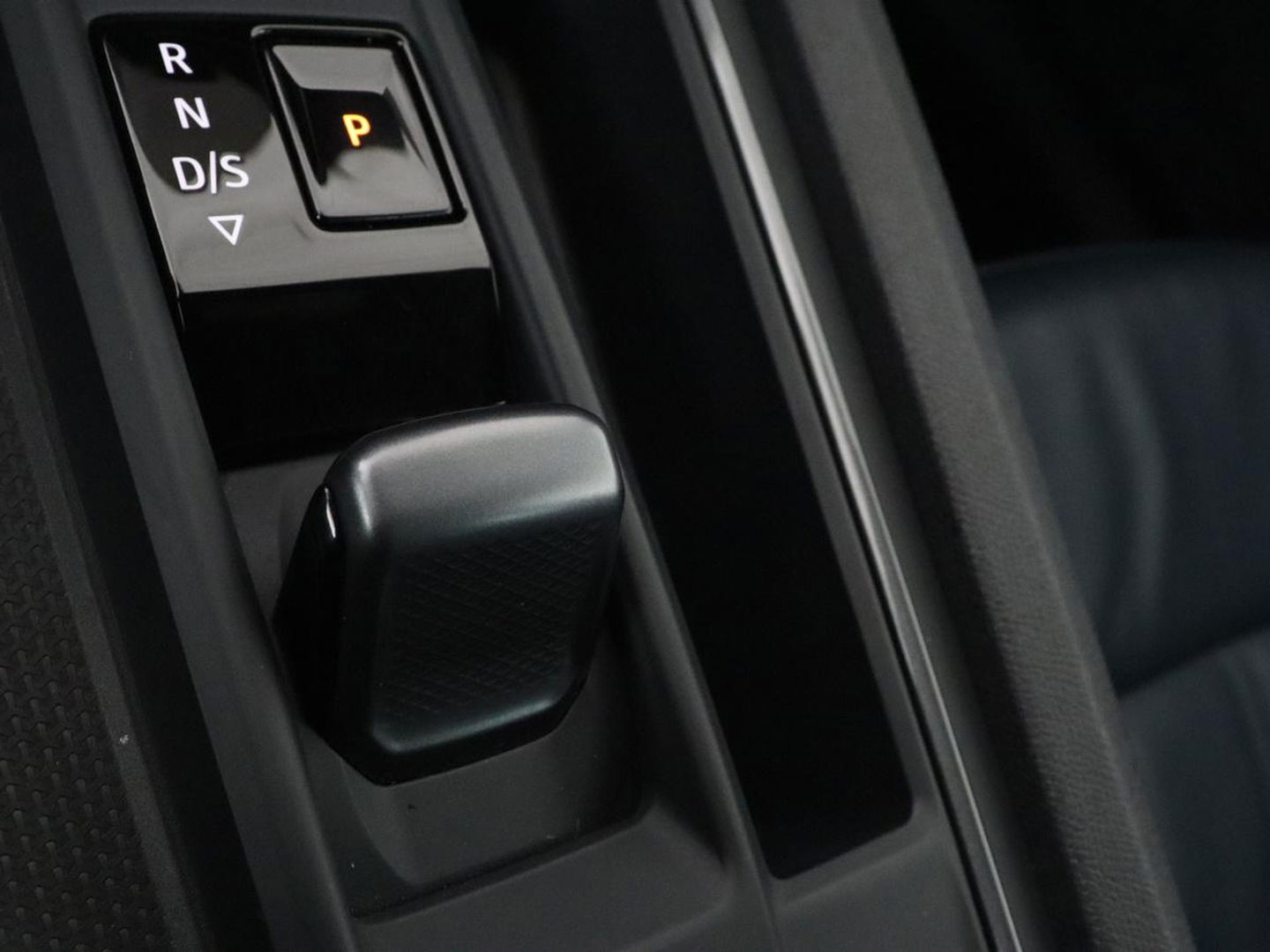 CUPRA Formentor 1.4 eHybrid VZ | 245pk | Trekhaak | Leder | Stoelverwarming | Camera | Carplay | Adaptive cruise | Memory | Keyless | 19'' | Full LED | Sportstoelen | PHEV | Plug In