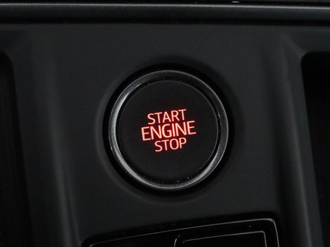 CUPRA Formentor 1.4 eHybrid VZ | 245pk | Trekhaak | Leder | Stoelverwarming | Camera | Carplay | Adaptive cruise | Memory | Keyless | 19'' | Full LED | Sportstoelen | PHEV | Plug In