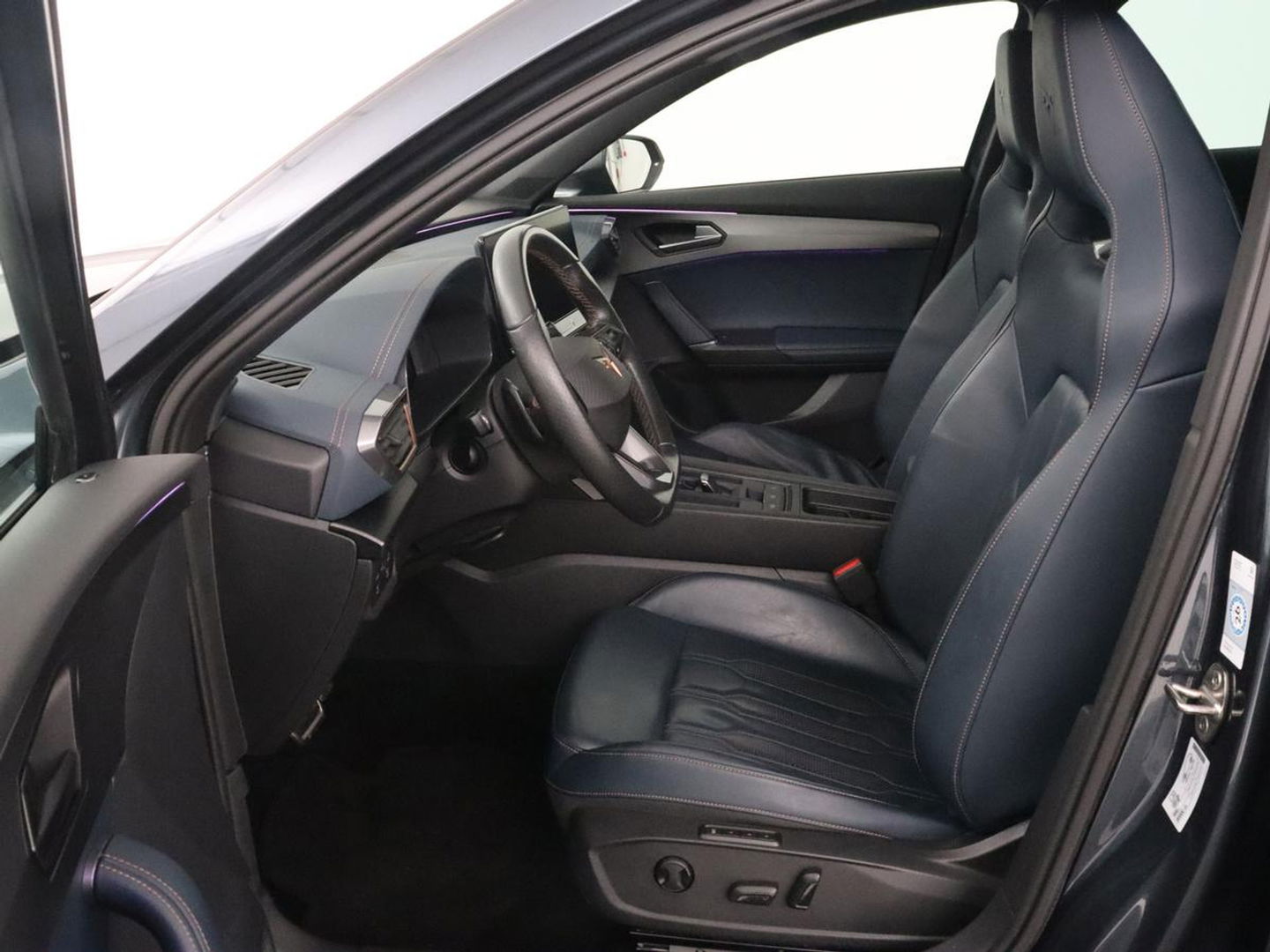 CUPRA Formentor 1.4 eHybrid VZ | 245pk | Trekhaak | Leder | Stoelverwarming | Camera | Carplay | Adaptive cruise | Memory | Keyless | 19'' | Full LED | Sportstoelen | PHEV | Plug In