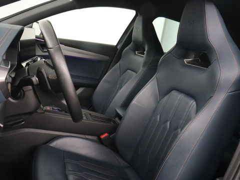 CUPRA Formentor 1.4 eHybrid VZ | 245pk | Trekhaak | Leder | Stoelverwarming | Camera | Carplay | Adaptive cruise | Memory | Keyless | 19'' | Full LED | Sportstoelen | PHEV | Plug In