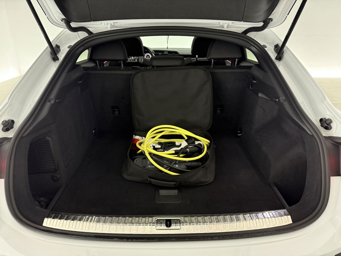 Audi Q3 45 TFSI e Sportback S-Line | SOH 96% | Pano | Camera | Virtual | Sfeer | Stoelverw. | Cruise | Navi