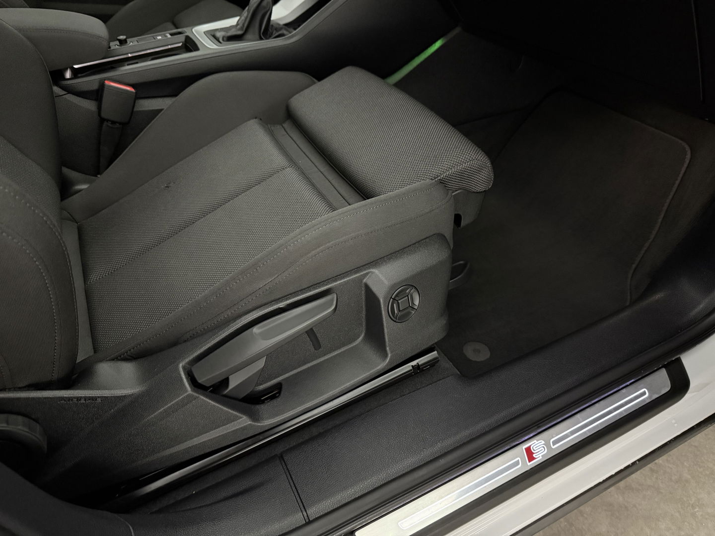 Audi Q3 45 TFSI e Sportback S-Line | SOH 96% | Pano | Camera | Virtual | Sfeer | Stoelverw. | Cruise | Navi