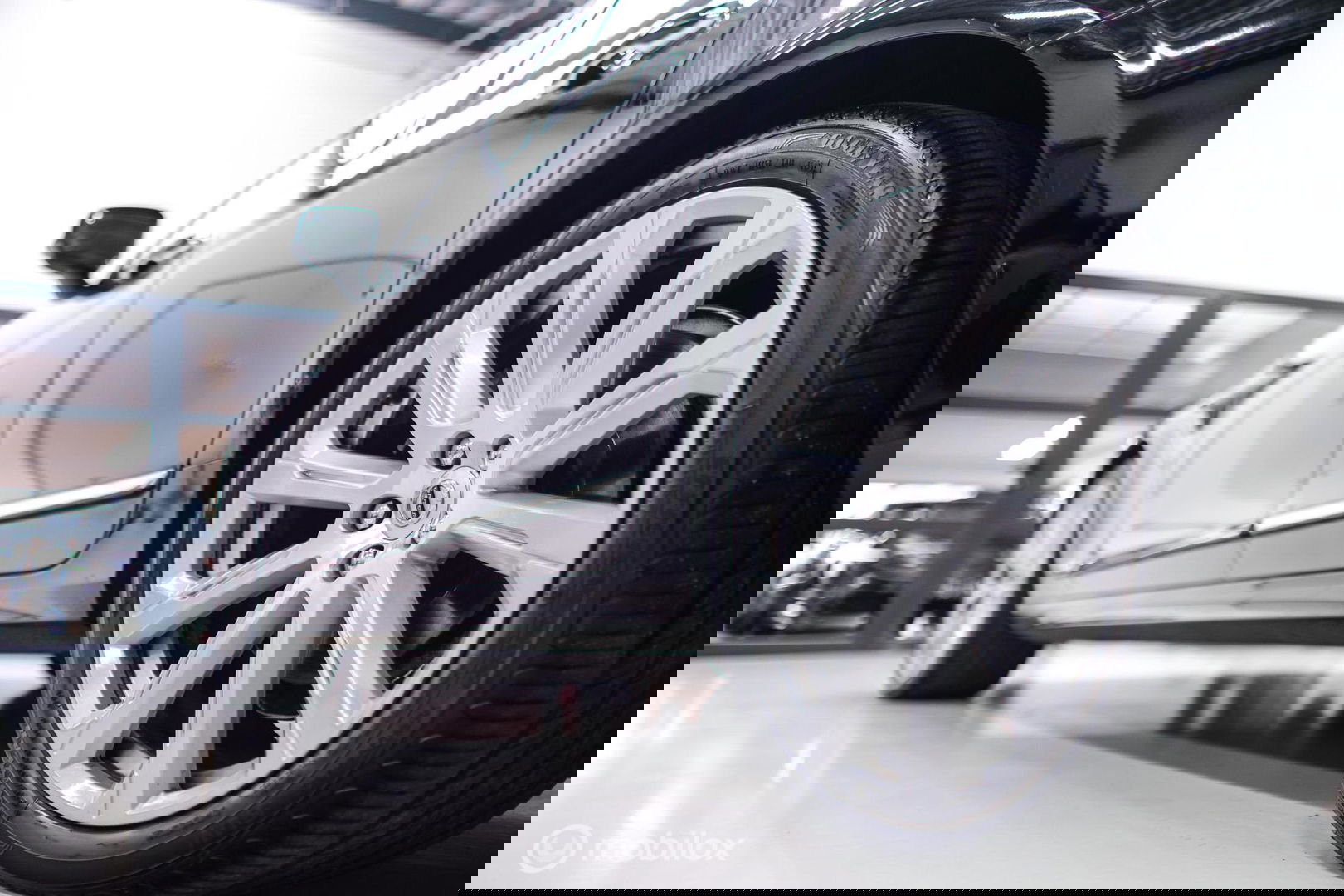 Volvo S90 2.0 T8 AWD Inscription | Luchtvering | B&W audio | Stoelkoeling | Trekhaak | NL auto NAP | 20 inch | Massage | rijklaar |