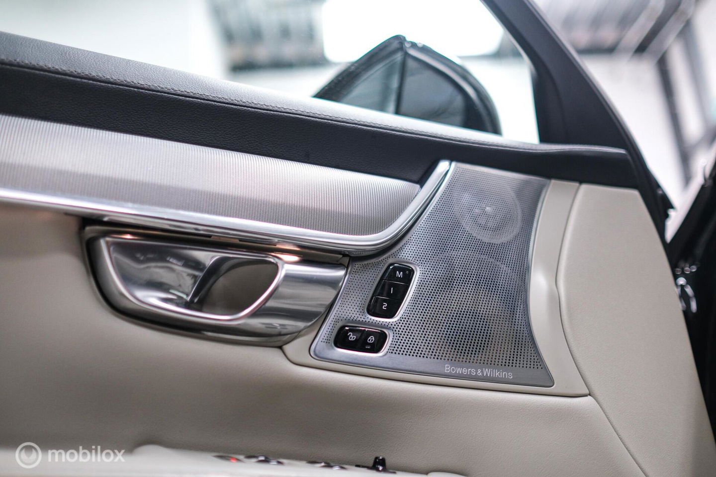 Volvo S90 2.0 T8 AWD Inscription | Luchtvering | B&W audio | Stoelkoeling | Trekhaak | NL auto NAP | 20 inch | Massage | rijklaar |