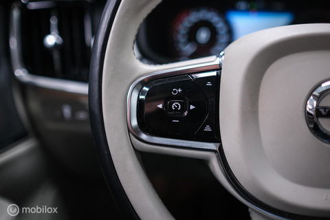 Volvo S90 2.0 T8 AWD Inscription | Luchtvering | B&W audio | Stoelkoeling | Trekhaak | NL auto NAP | 20 inch | Massage | rijklaar |