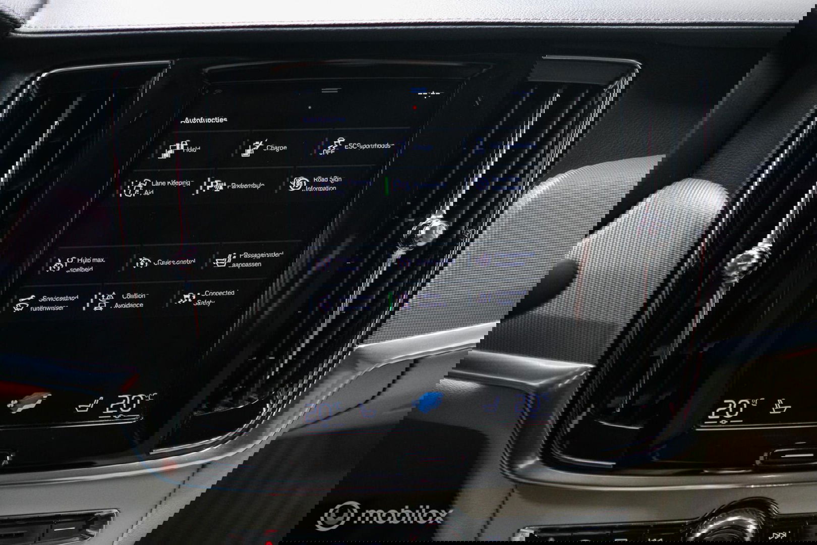 Volvo S90 2.0 T8 AWD Inscription | Luchtvering | B&W audio | Stoelkoeling | Trekhaak | NL auto NAP | 20 inch | Massage | rijklaar |