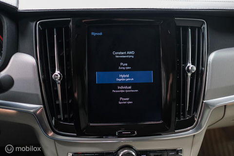 Volvo S90 2.0 T8 AWD Inscription | Luchtvering | B&W audio | Stoelkoeling | Trekhaak | NL auto NAP | 20 inch | Massage | rijklaar |