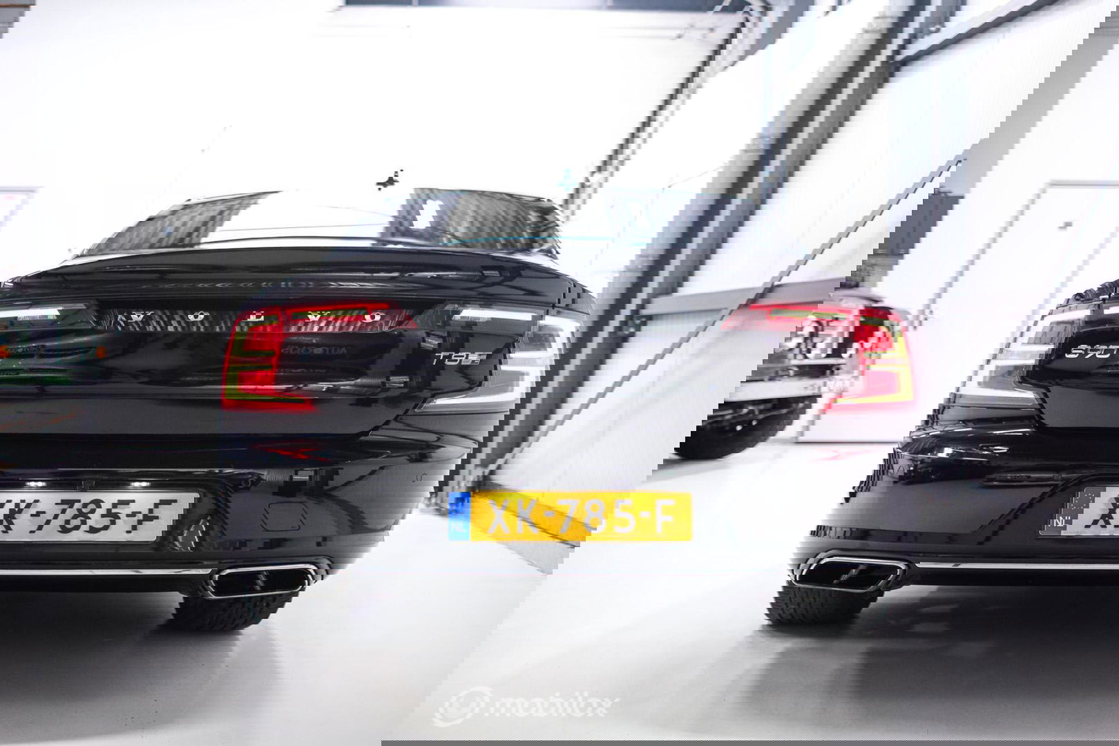 Volvo S90 2.0 T8 AWD Inscription | Luchtvering | B&W audio | Stoelkoeling | Trekhaak | NL auto NAP | 20 inch | Massage | rijklaar |