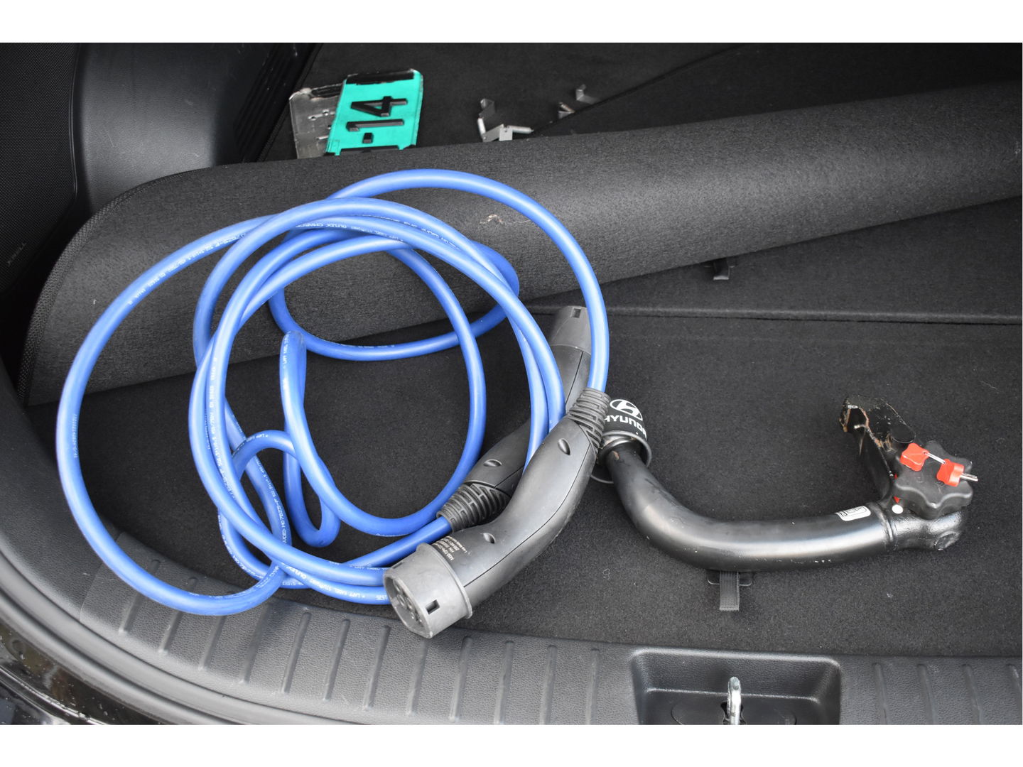 Hyundai Santa Fe 1.6 T-GDI PHEV Premium Plus Sky 265 pk | Zeer vol | Afn.trekhaak | Pano.dak | Keyless | HUD | Leder | Stoelventilatie | 360 gr.camera | Historie