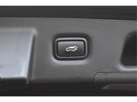Hyundai Santa Fe 1.6 T-GDI PHEV Premium Plus Sky 265 pk | Zeer vol | Afn.trekhaak | Pano.dak | Keyless | HUD | Leder | Stoelventilatie | 360 gr.camera | Historie
