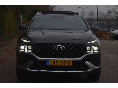Hyundai Santa Fe 1.6 T-GDI PHEV Premium Plus Sky 265 pk | Zeer vol | Afn.trekhaak | Pano.dak | Keyless | HUD | Leder | Stoelventilatie | 360 gr.camera | Historie
