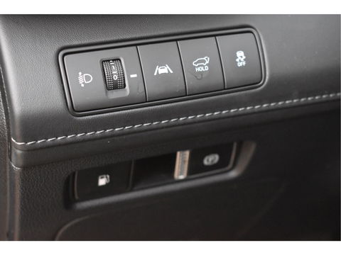 Hyundai Santa Fe 1.6 T-GDI PHEV Premium Plus Sky 265 pk | Zeer vol | Afn.trekhaak | Pano.dak | Keyless | HUD | Leder | Stoelventilatie | 360 gr.camera | Historie