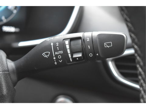 Hyundai Santa Fe 1.6 T-GDI PHEV Premium Plus Sky 265 pk | Zeer vol | Afn.trekhaak | Pano.dak | Keyless | HUD | Leder | Stoelventilatie | 360 gr.camera | Historie