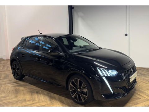 Peugeot 208 1.2 PureTech GT PANO KEYLESS CAM