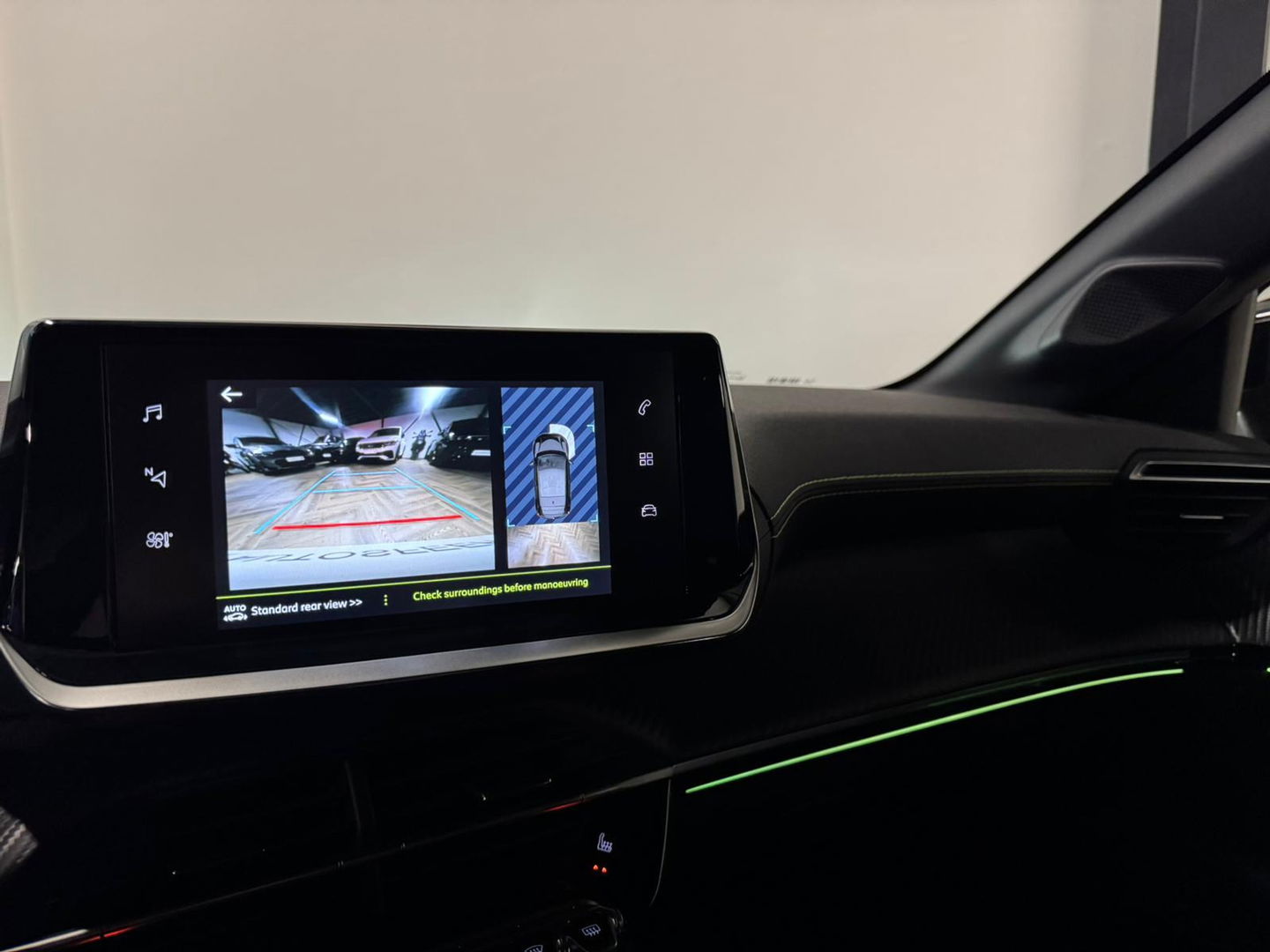 Peugeot 208 1.2 PureTech GT PANO KEYLESS CAM