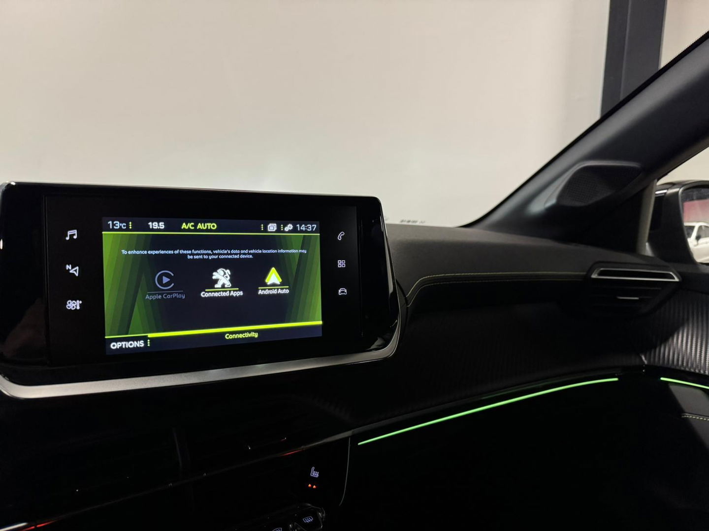 Peugeot 208 1.2 PureTech GT PANO KEYLESS CAM