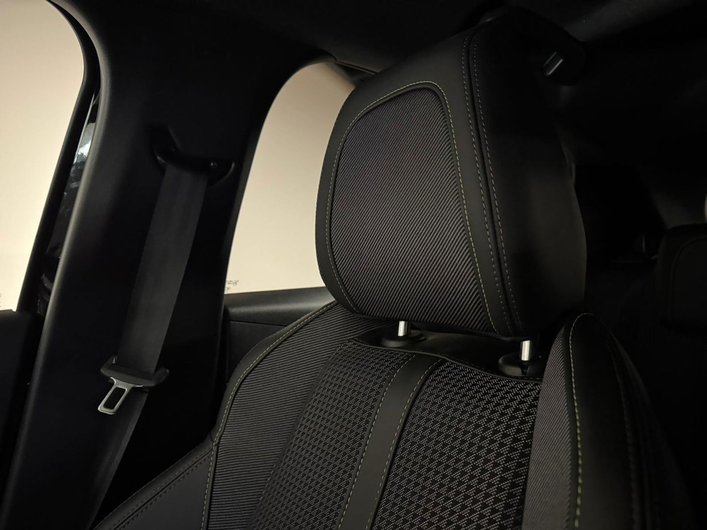 Peugeot 208 1.2 PureTech GT PANO KEYLESS CAM