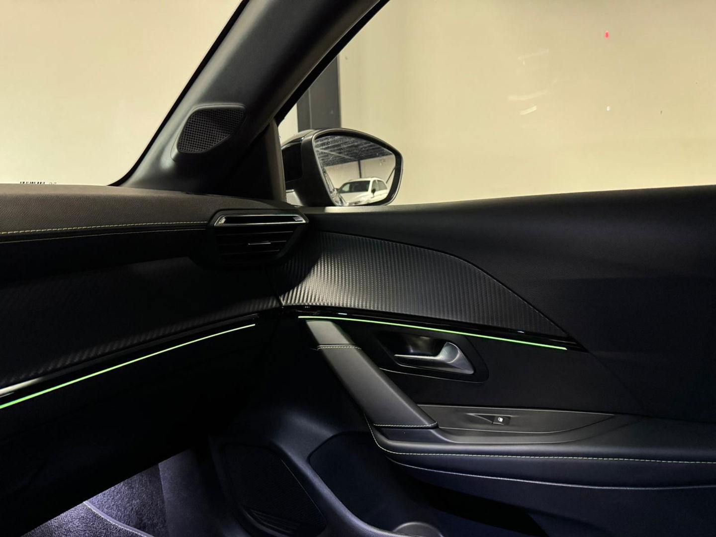 Peugeot 208 1.2 PureTech GT PANO KEYLESS CAM