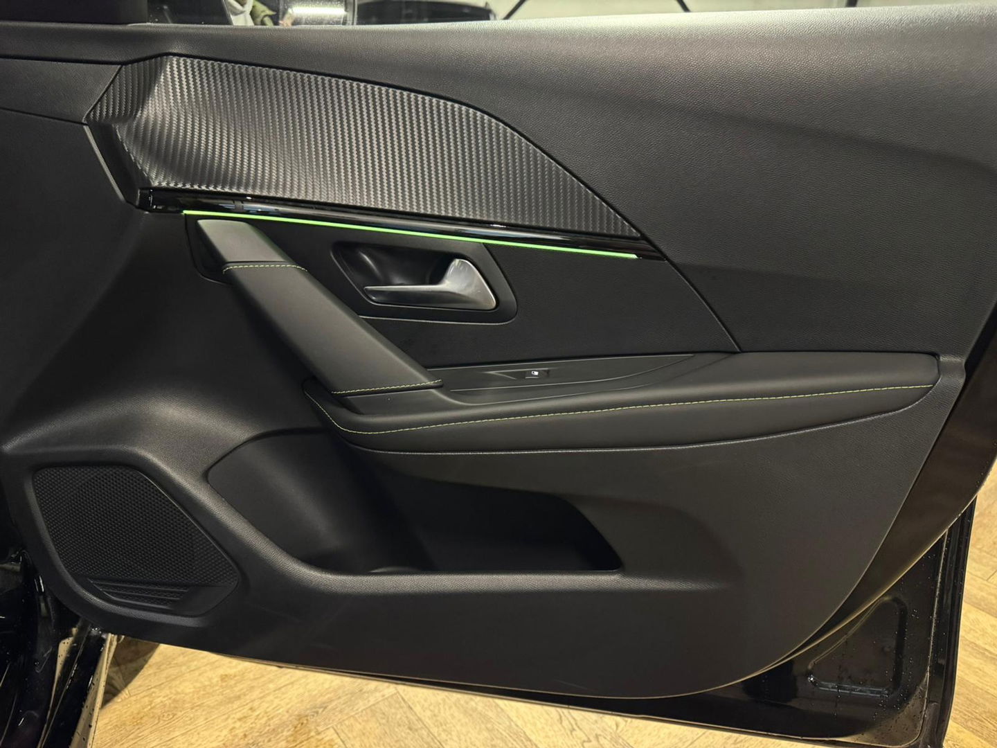 Peugeot 208 1.2 PureTech GT PANO KEYLESS CAM