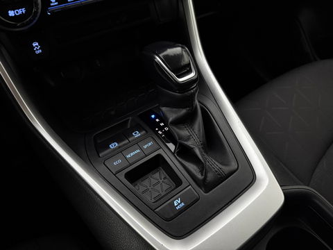 Toyota RAV4 2.5 Hybrid Bi-Tone LED | Carplay | Clima | Cruise | Parkeersens. | NAP