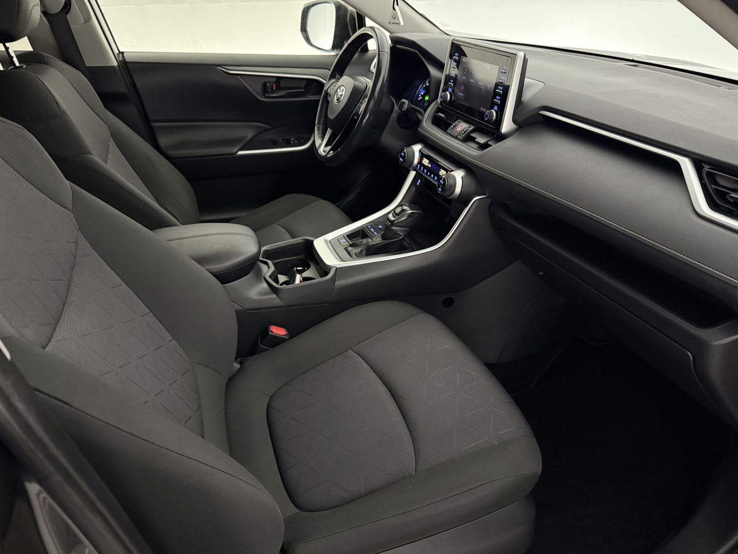 Toyota RAV4 2.5 Hybrid Bi-Tone LED | Carplay | Clima | Cruise | Parkeersens. | NAP