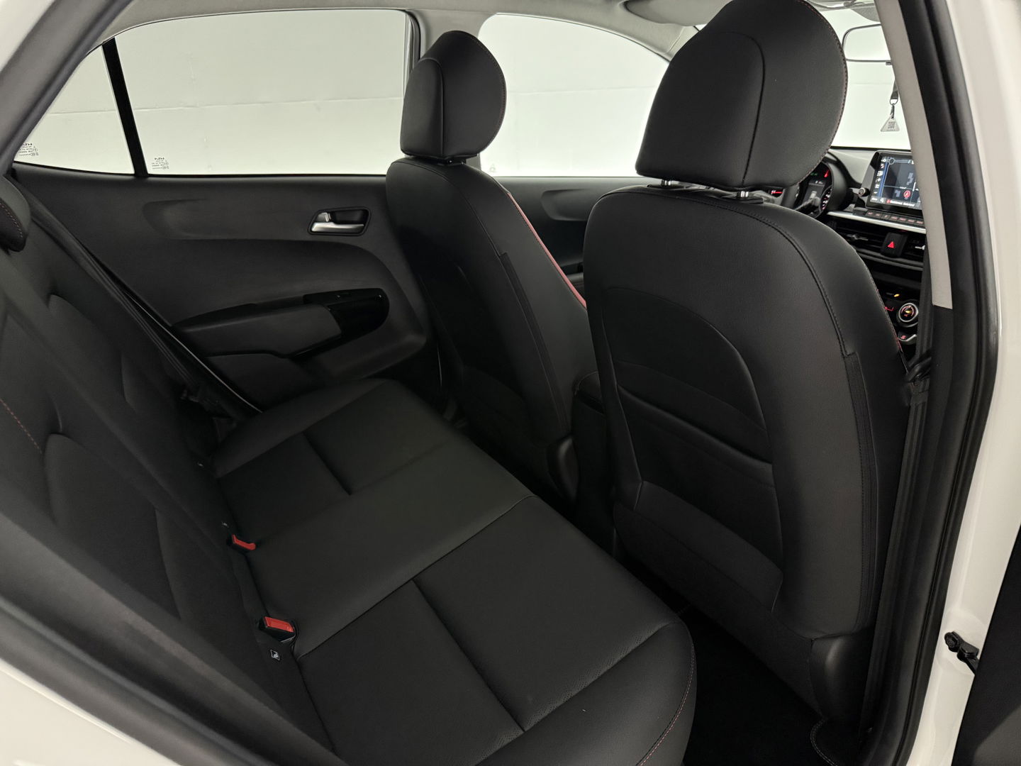 Kia Picanto 1.0 DPi GT-Line | Camera | Carplay | Cruise | Clima | LED | Navi | Parkeersens. | Leder | NAP