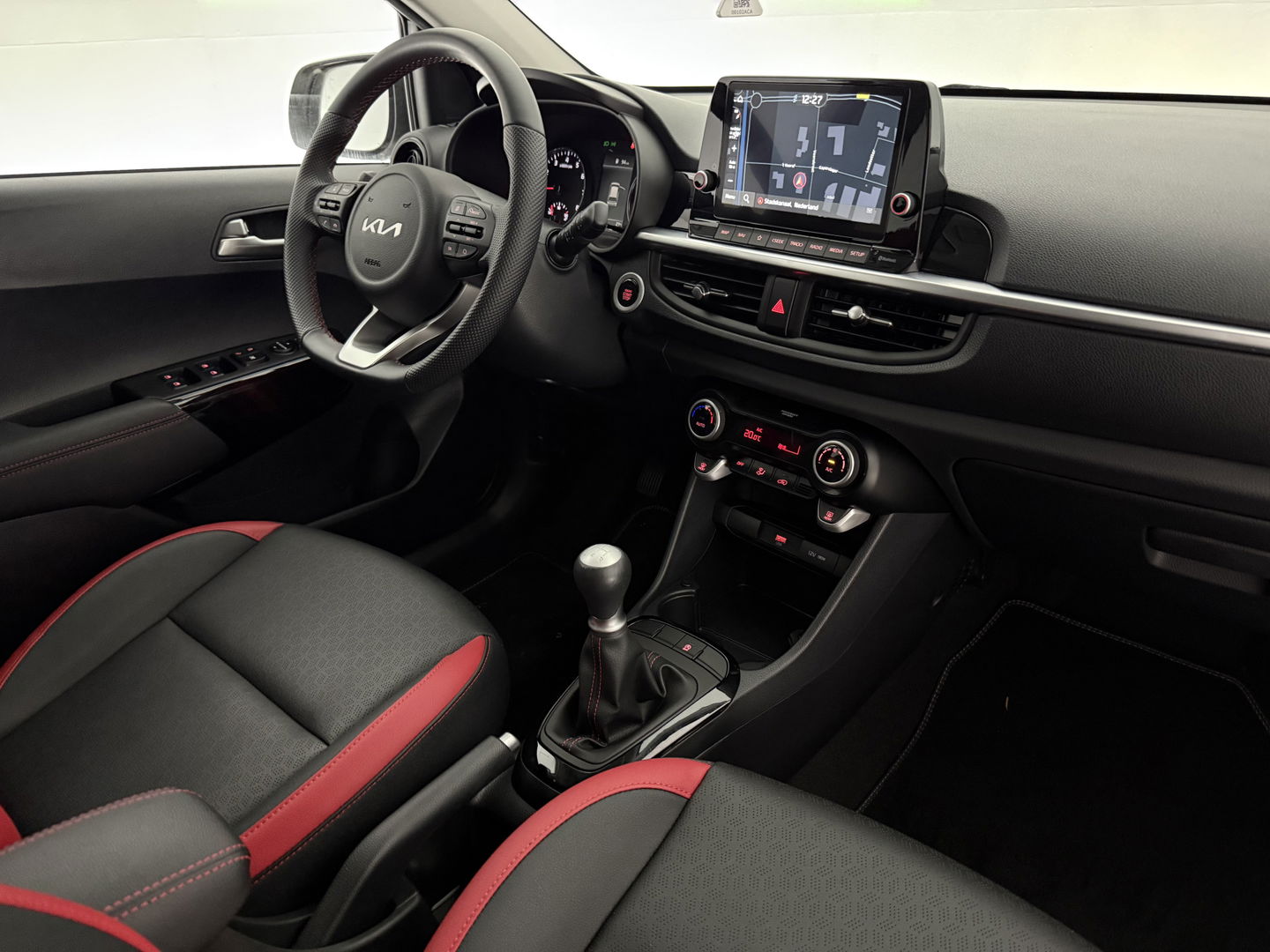 Kia Picanto 1.0 DPi GT-Line | Camera | Carplay | Cruise | Clima | LED | Navi | Parkeersens. | Leder | NAP