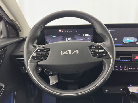 Kia Ev6 Plus 77.4 kWh [ 3-Fase ] (INCL-BTW) Aut. *LUXURY-LEATHER | ADAPTIVE-CRUISE | WIDE-SCREEN-DIGI-COCKPIT | MERIDIAN-AUDIO | MEMORY-PACK | FULL-LED | KEYLESS | CAMERA | DAB | BLIND-SPOT | NAVI-FULLMAP | 19''ALU*
