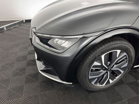 Kia Ev6 Plus 77.4 kWh [ 3-Fase ] (INCL-BTW) Aut. *LUXURY-LEATHER | ADAPTIVE-CRUISE | WIDE-SCREEN-DIGI-COCKPIT | MERIDIAN-AUDIO | MEMORY-PACK | FULL-LED | KEYLESS | CAMERA | DAB | BLIND-SPOT | NAVI-FULLMAP | 19''ALU*