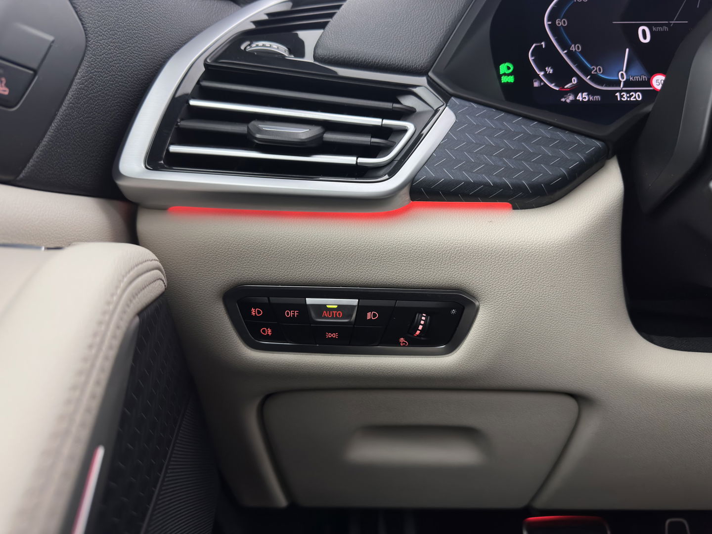 BMW X5 xDrive45e High Executive M-Sportpack Aut. *PANO | HEAD-UP | LASER-LED | LUXURY-LEATHER | SOFT-CLOSE | ADAPTIVE-CRUISE | HIFI-SOUND | BLIND-SPOT | MEMORY-PACK | TOP-VIEW | DIGI-COCKPIT | NAVI-FULLMAP | ECC | PDC | TOWBAR | 21''AL