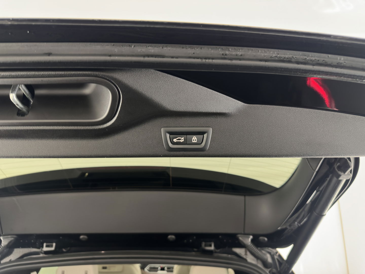 BMW X5 xDrive45e High Executive M-Sportpack Aut. *PANO | HEAD-UP | LASER-LED | LUXURY-LEATHER | SOFT-CLOSE | ADAPTIVE-CRUISE | HIFI-SOUND | BLIND-SPOT | MEMORY-PACK | TOP-VIEW | DIGI-COCKPIT | NAVI-FULLMAP | ECC | PDC | TOWBAR | 21''AL