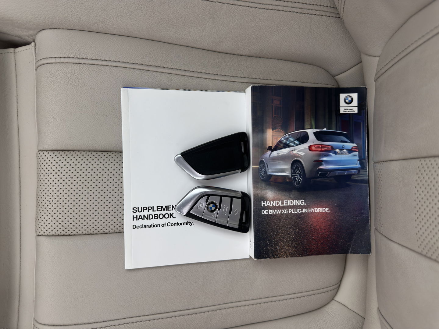 BMW X5 xDrive45e High Executive M-Sportpack Aut. *PANO | HEAD-UP | LASER-LED | LUXURY-LEATHER | SOFT-CLOSE | ADAPTIVE-CRUISE | HIFI-SOUND | BLIND-SPOT | MEMORY-PACK | TOP-VIEW | DIGI-COCKPIT | NAVI-FULLMAP | ECC | PDC | TOWBAR | 21''AL