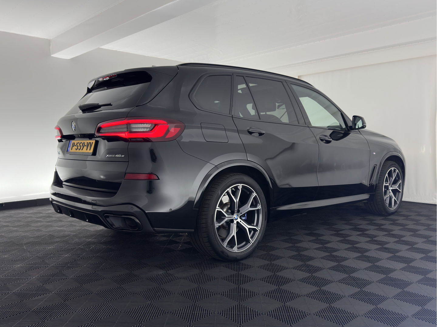 BMW X5 xDrive45e High Executive M-Sportpack Aut. *PANO | HEAD-UP | LASER-LED | LUXURY-LEATHER | SOFT-CLOSE | ADAPTIVE-CRUISE | HIFI-SOUND | BLIND-SPOT | MEMORY-PACK | TOP-VIEW | DIGI-COCKPIT | NAVI-FULLMAP | ECC | PDC | TOWBAR | 21''AL