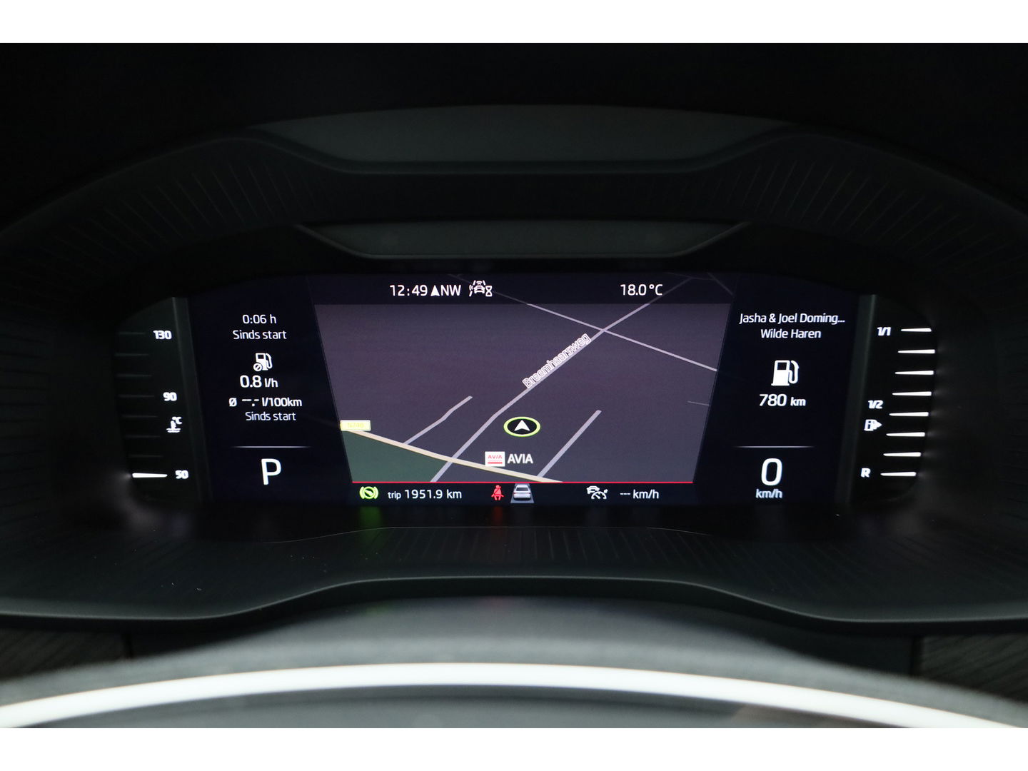 Škoda Kodiaq 1.5 TSI Style Business 7p. Digital Cockpit | 7 pers. | Trekhaak | Adapt. Cruise | Navi | CarPlay| Keyless | Camera | 19''