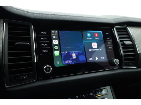 Škoda Kodiaq 1.5 TSI Style Business 7p. Digital Cockpit | 7 pers. | Trekhaak | Adapt. Cruise | Navi | CarPlay| Keyless | Camera | 19''