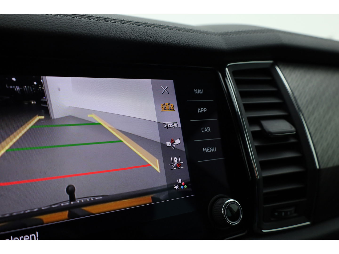 Škoda Kodiaq 1.5 TSI Style Business 7p. Digital Cockpit | 7 pers. | Trekhaak | Adapt. Cruise | Navi | CarPlay| Keyless | Camera | 19''