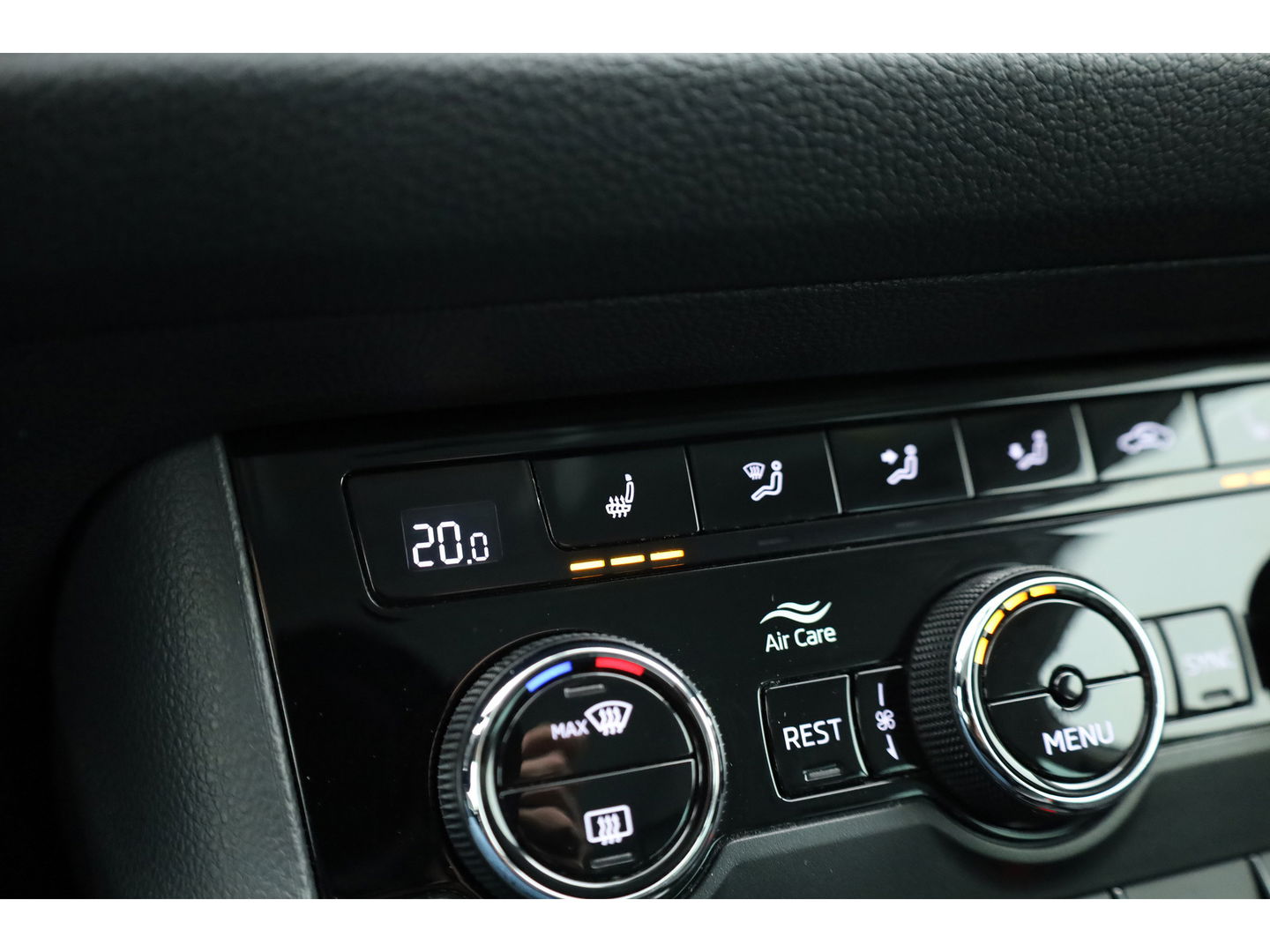 Škoda Kodiaq 1.5 TSI Style Business 7p. Digital Cockpit | 7 pers. | Trekhaak | Adapt. Cruise | Navi | CarPlay| Keyless | Camera | 19''