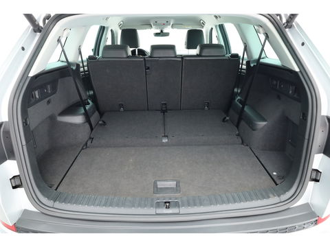 Škoda Kodiaq 1.5 TSI Style Business 7p. Digital Cockpit | 7 pers. | Trekhaak | Adapt. Cruise | Navi | CarPlay| Keyless | Camera | 19''