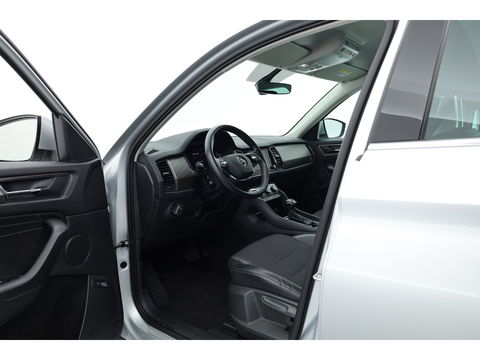 Škoda Kodiaq 1.5 TSI Style Business 7p. Digital Cockpit | 7 pers. | Trekhaak | Adapt. Cruise | Navi | CarPlay| Keyless | Camera | 19''