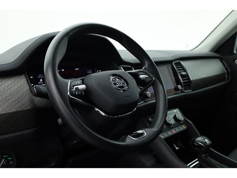 Škoda Kodiaq 1.5 TSI Style Business 7p. Digital Cockpit | 7 pers. | Trekhaak | Adapt. Cruise | Navi | CarPlay| Keyless | Camera | 19''