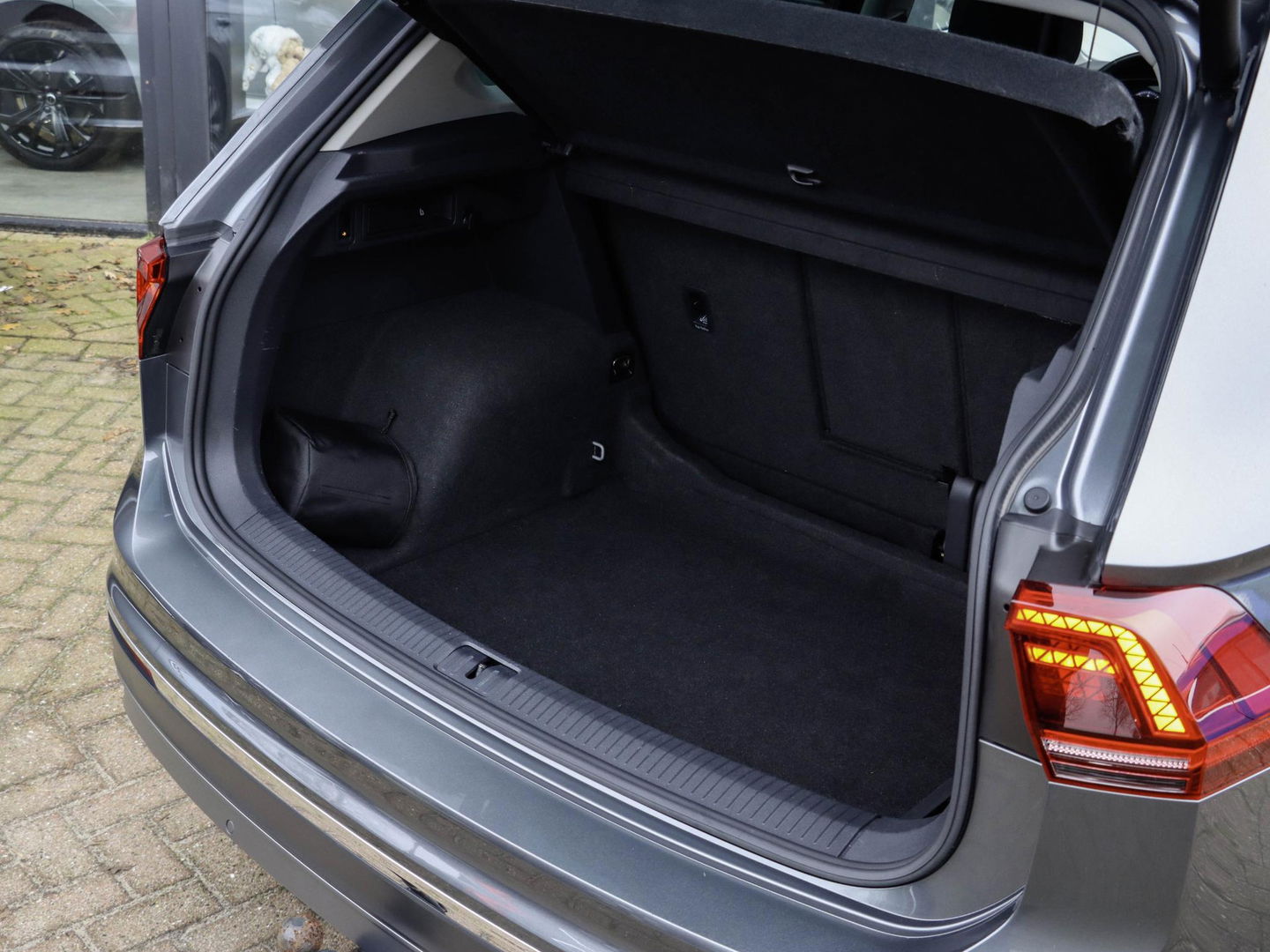 Volkswagen Tiguan 2.0 TSI 4Motion Highline 220PK Trekhaak CarPlay